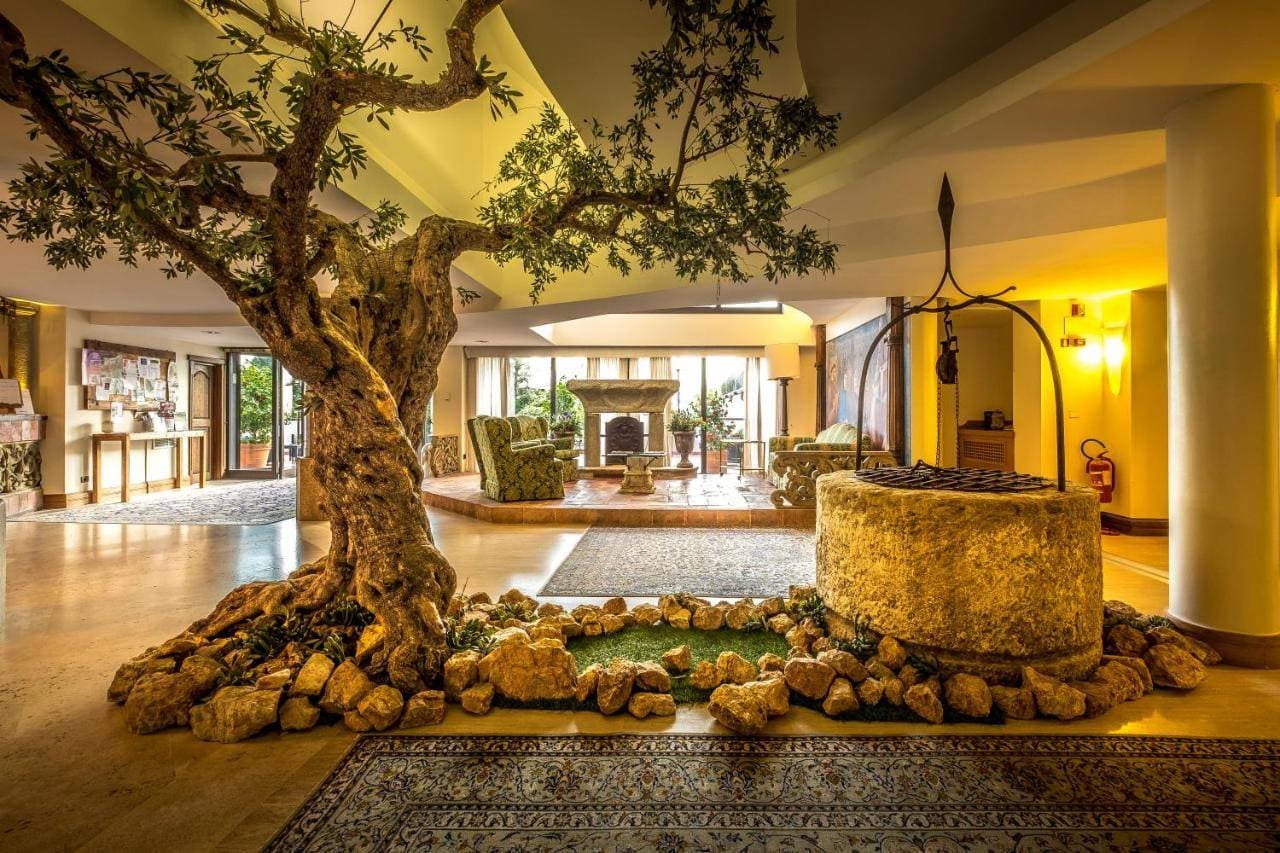 Roseo Hotel Assisi 7