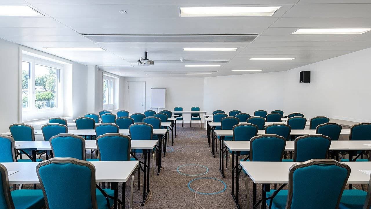 Aquatis Hôtel 8