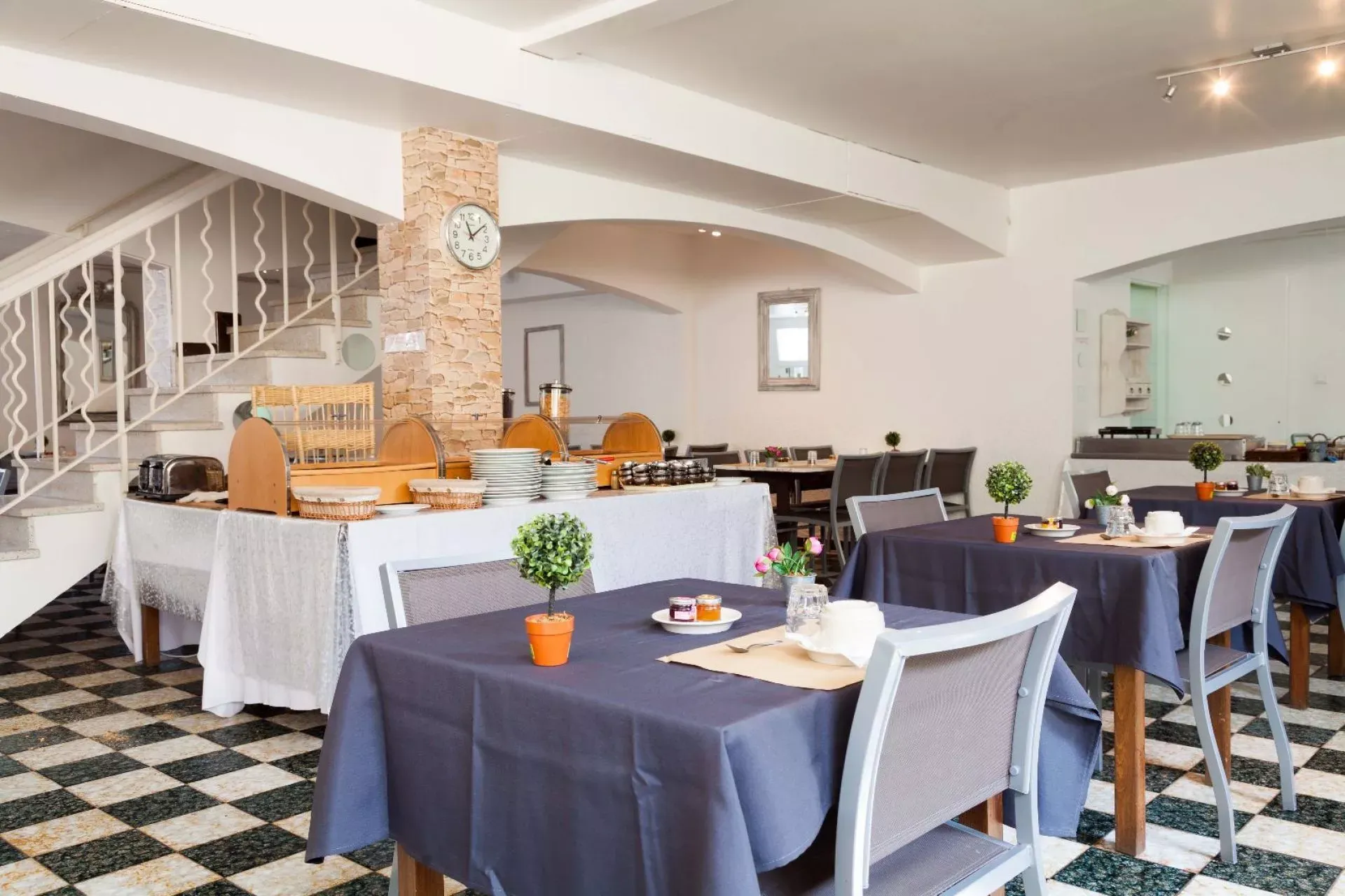 Hôtel Le Petit Manoir 15