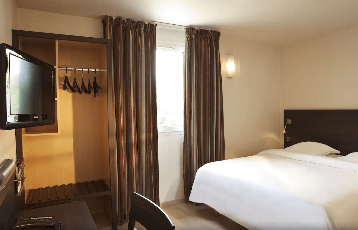 Hôtel Escale Oceania Aix-en-Provence  13