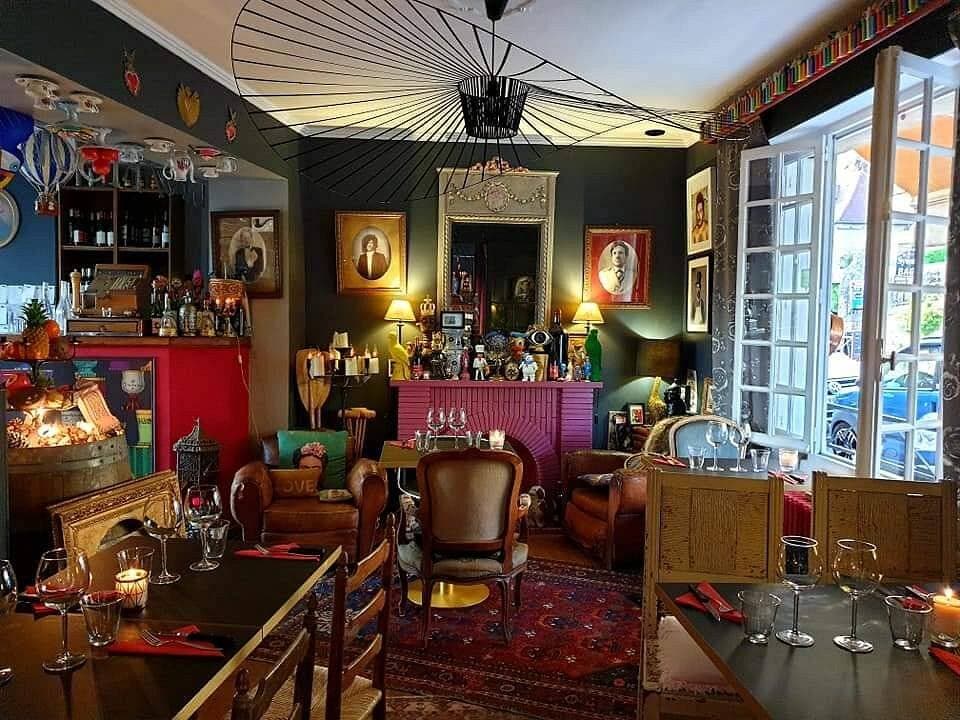 Bistro Chez Chloé - Hôtel du Centenaire 5