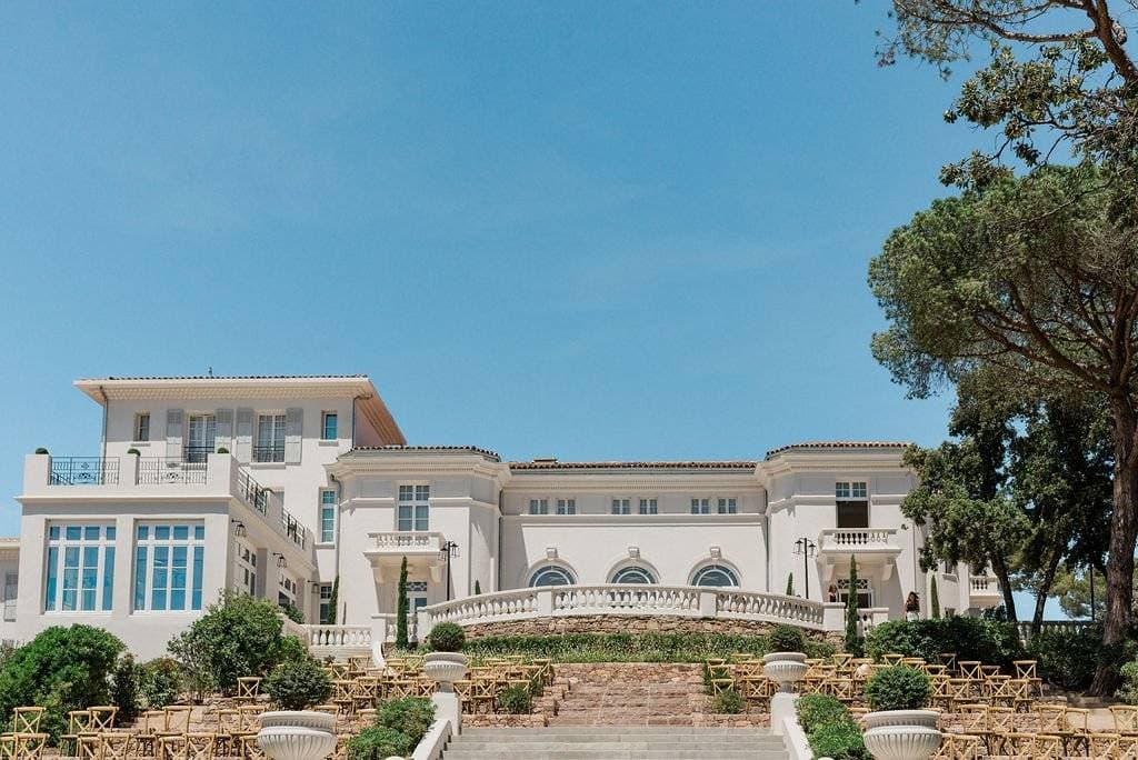 Castel Bay 2