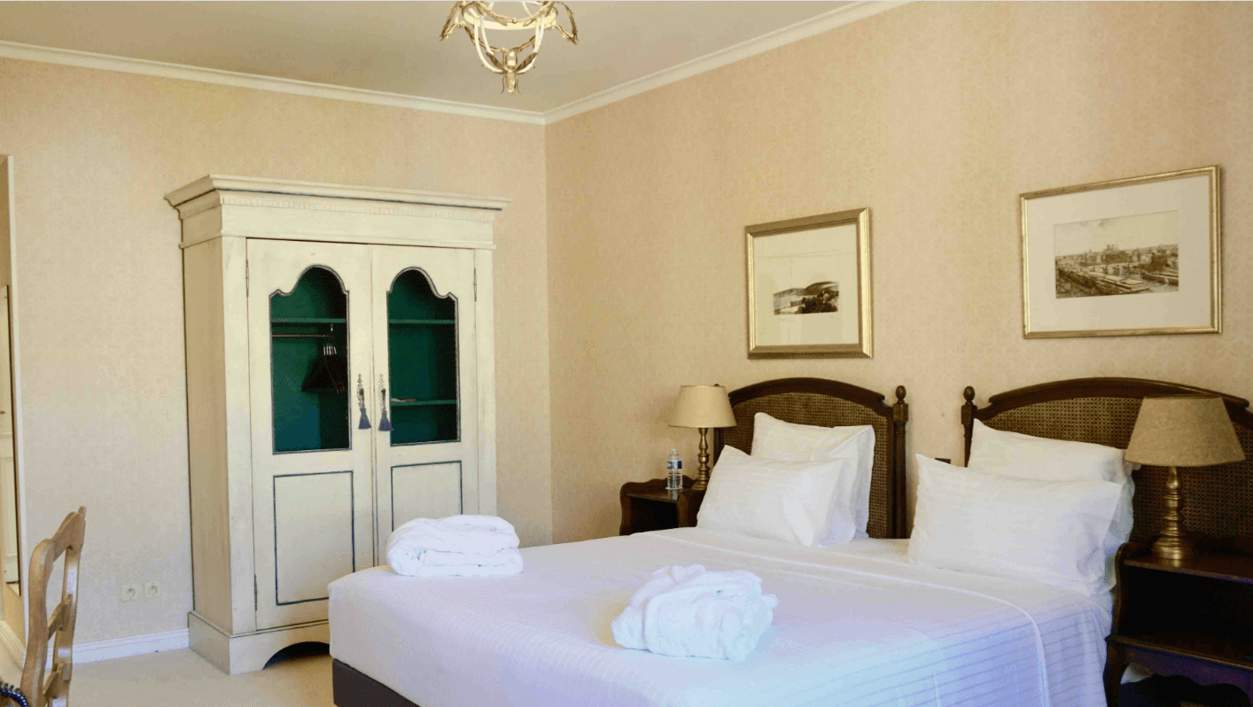 Le Manoir de Gressy 10