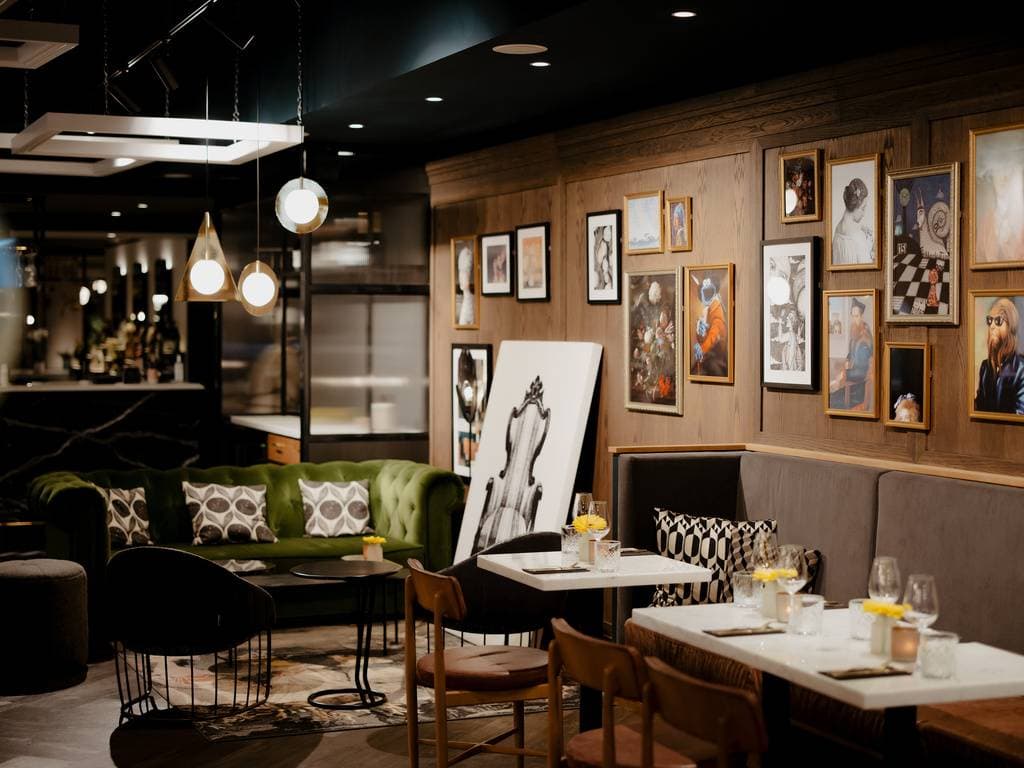 TRIBE Den Haag Centraal 3