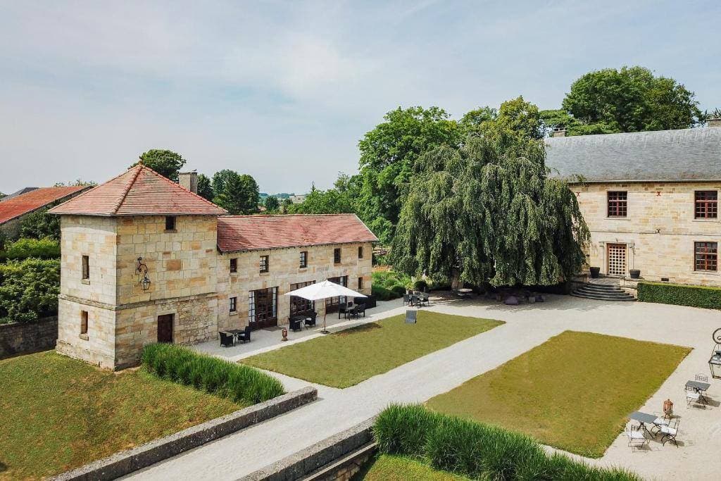 Le Domaine de la Maison Forte 2