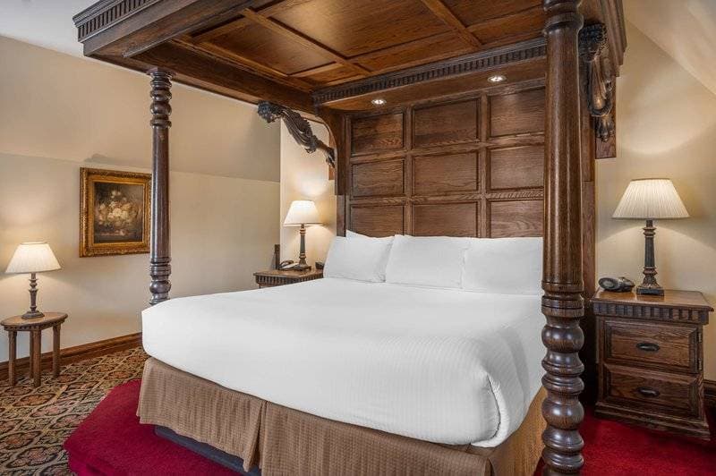 Best Western Premier Mariemont Inn 15