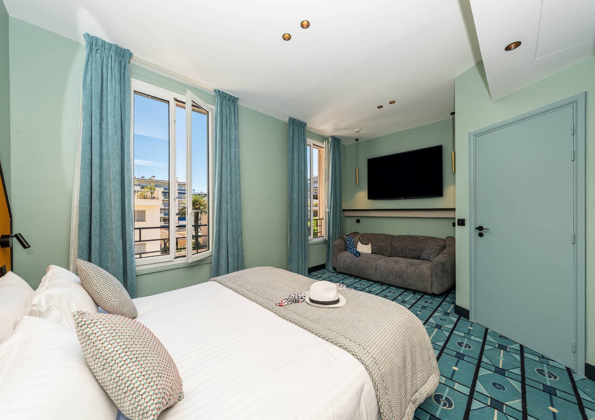 Hôtel CASA MOHO - Juan les pins  73