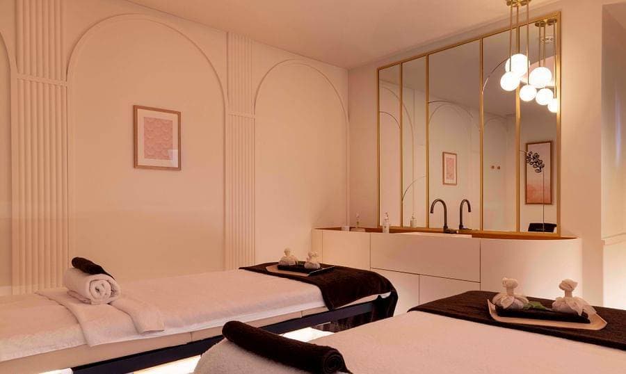 Maison Rouge 14
