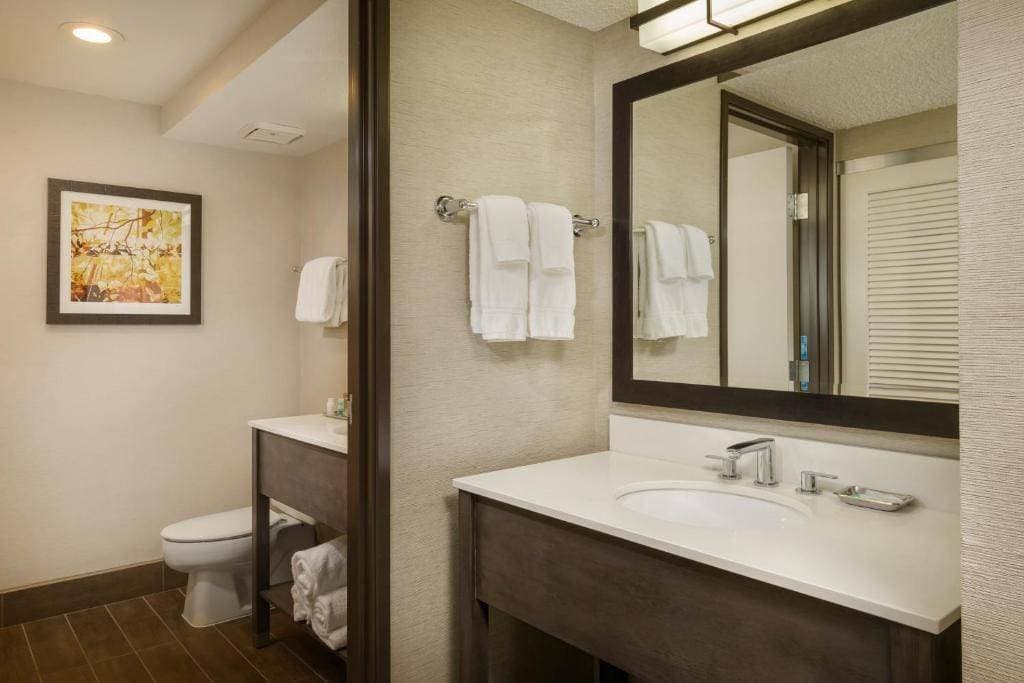 Riverhouse Lodge and Events Center 19