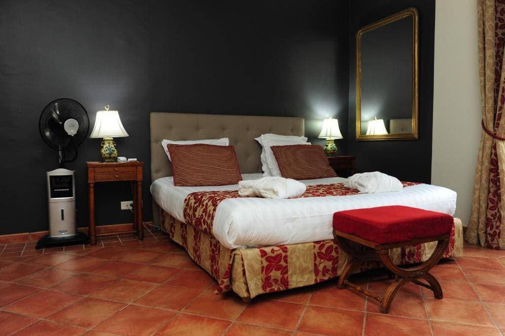 L'Hôtel Le Château Fort 13