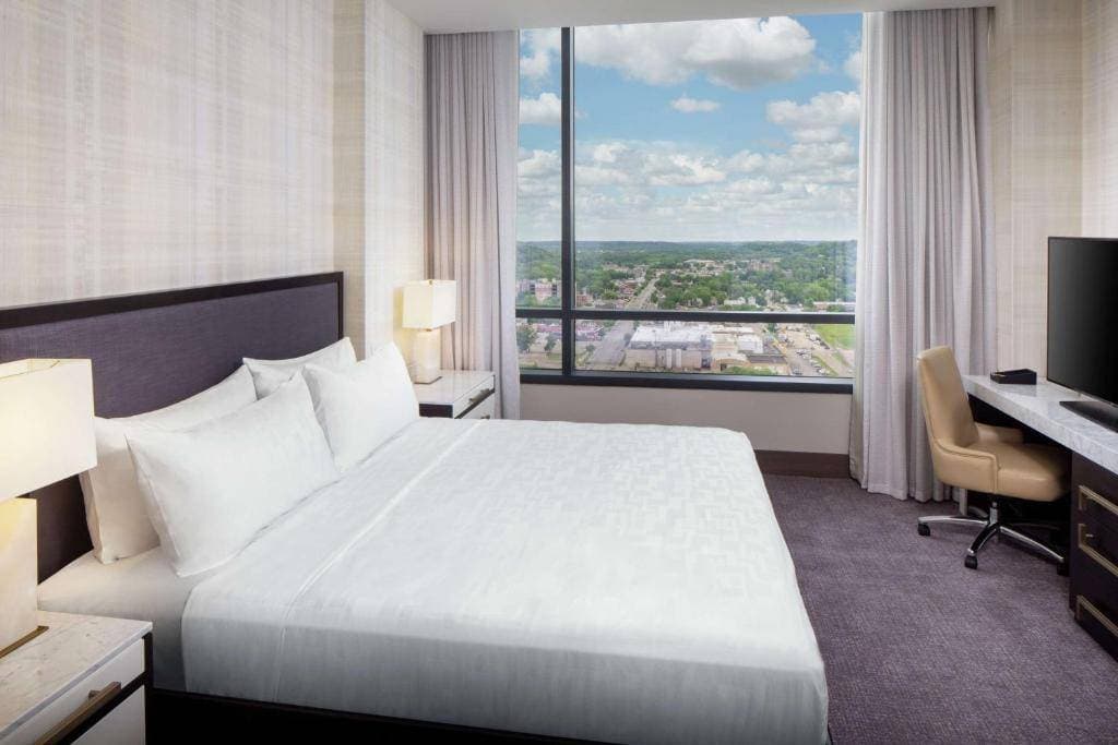 Hilton Rochester Mayo Clinic Area 42