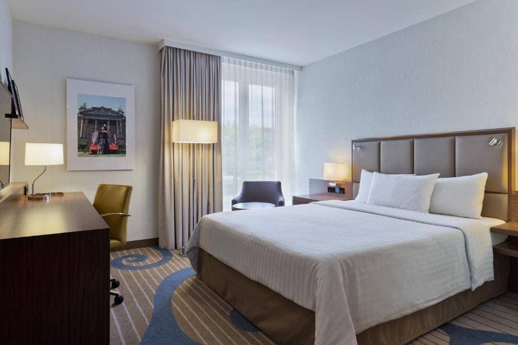 Courtyard by Marriott Wiesbaden-Nordenstadt 22