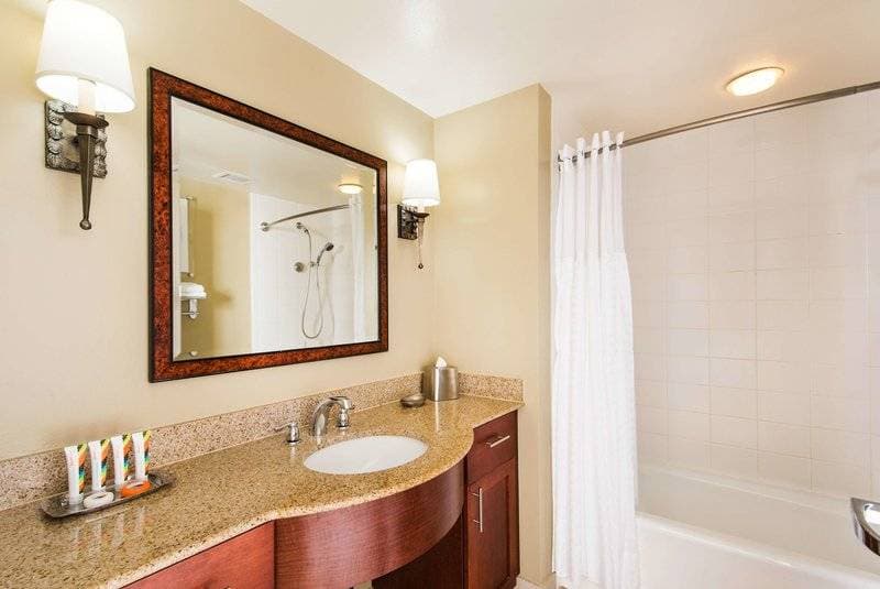 Hilton Grand Vacations Suites at Hilton Hawaiian Village 37