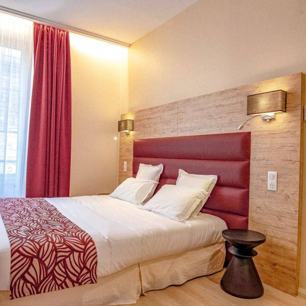 Hotel Montaigne 11