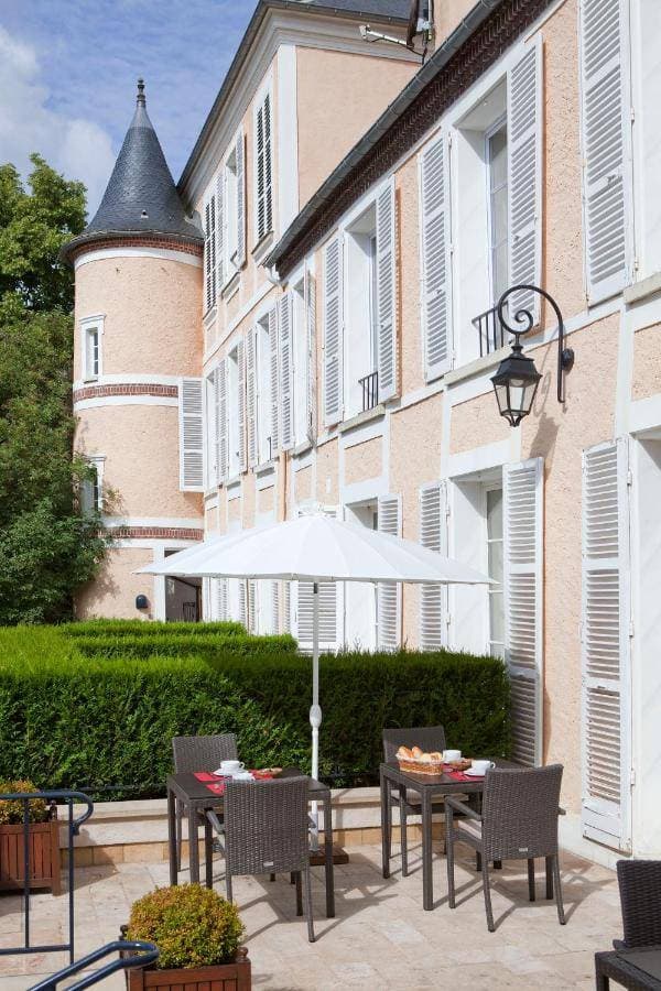 Hotel The Originals Hôtel Saint-Laurent 4