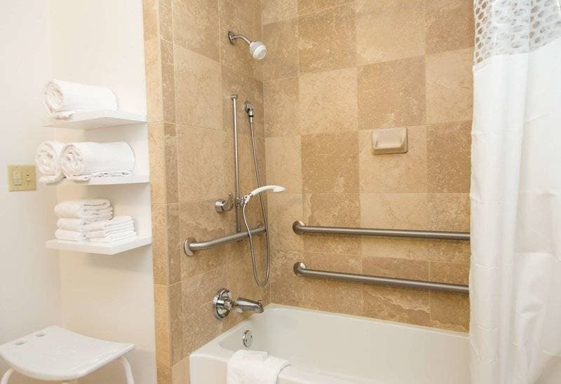 Hampton Inn & Suites Albany Downtown 13
