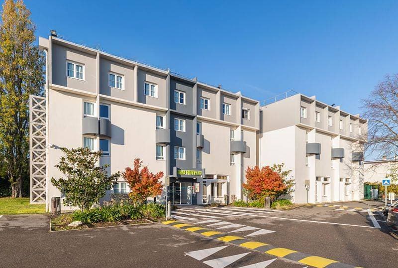 B&B Hôtel Lyon Eurexpo Bron 1