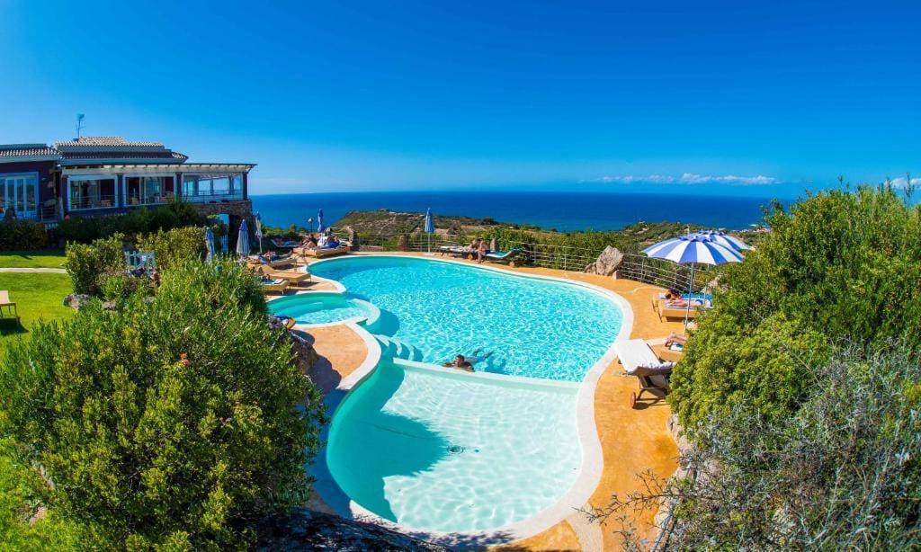 Bajaloglia Resort 2