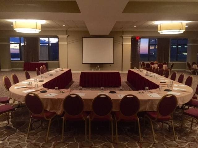 Holiday Inn - Downtown Memphis 7