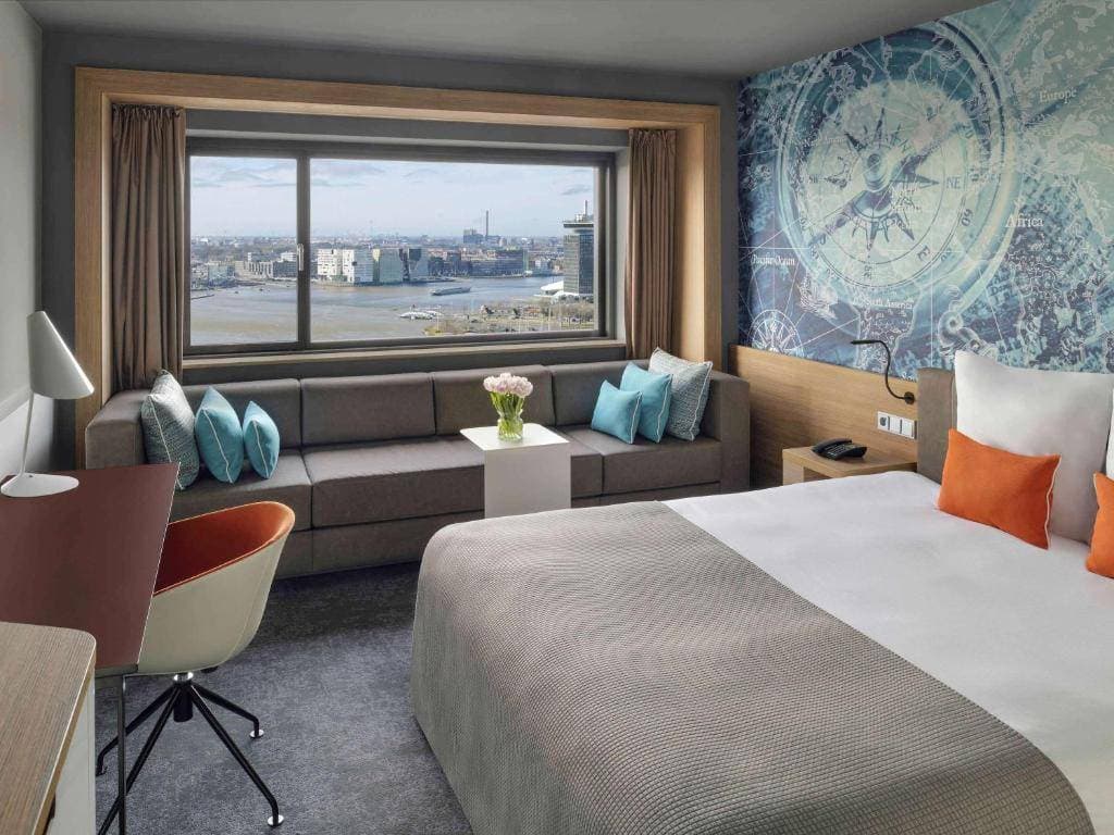 Mövenpick Hotel Amsterdam City Centre 10