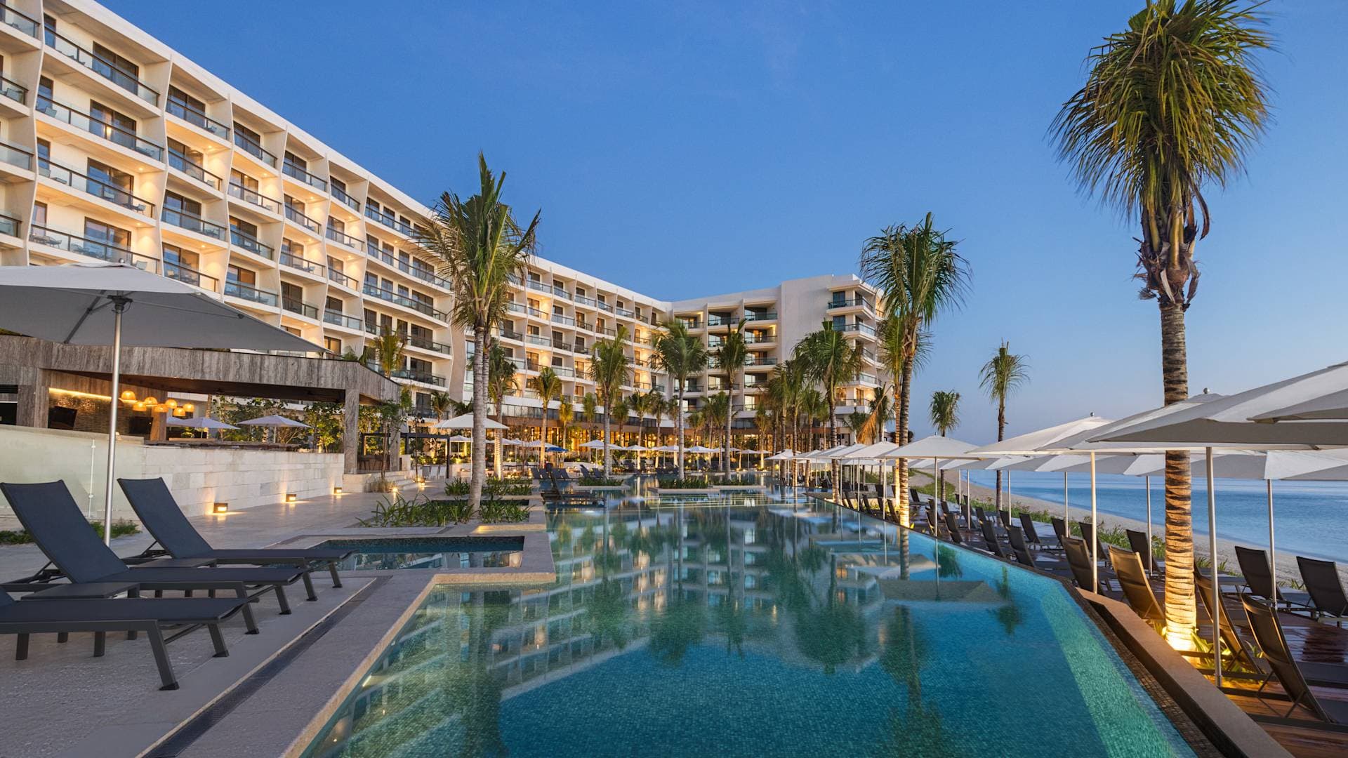 Hilton Cancun, an All-Inclusive Resort 11