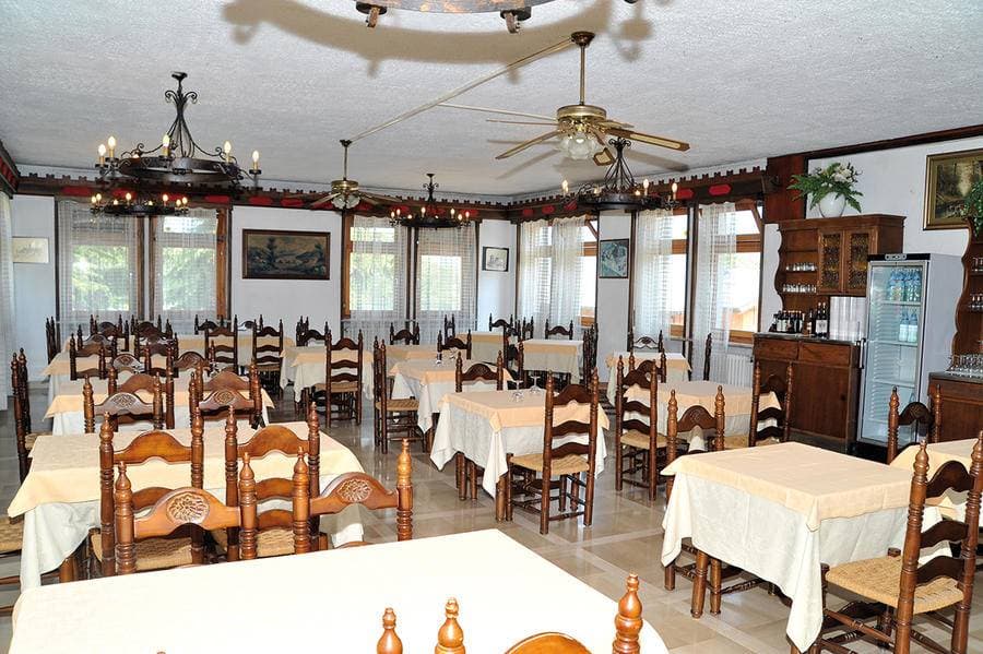 Hotel Ristorante Dujany 6