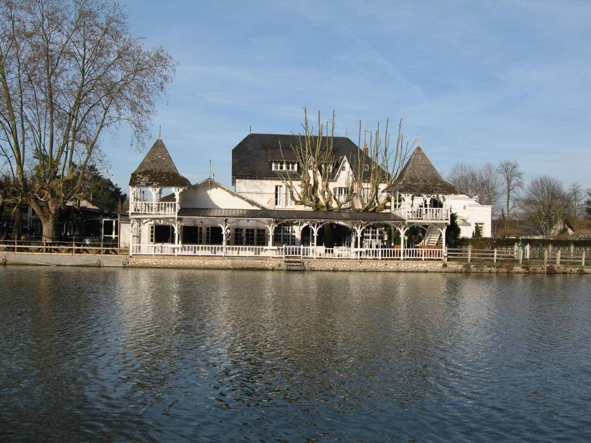 Hotel Le Pavillon Bleu 1