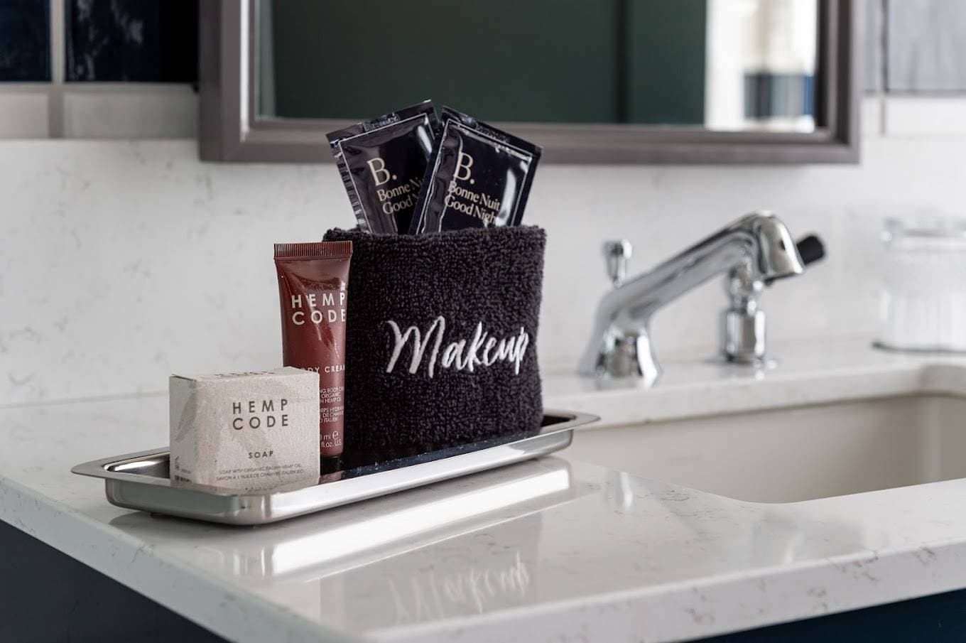 The Flat Iron Hotel 14
