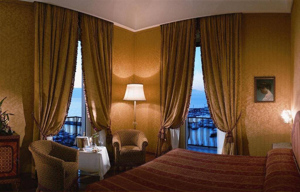 Grand Hotel Vesuvio 12