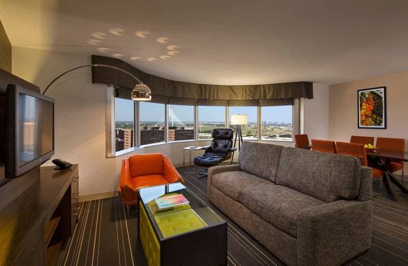Hyatt Regency Dallas 9