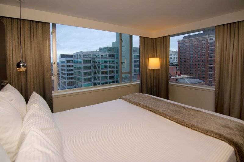 The Benson Portland, Curio Collection by Hilton 27