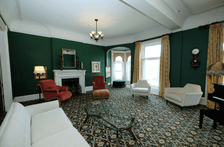 The Inn on Ferry Street 9