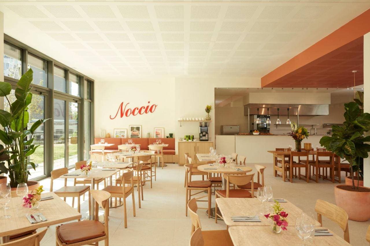 OKKO HOTELS Paris Rosa Parks 7