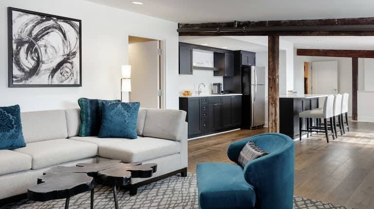 The Foundry Hotel Asheville, Curio Collection by Hilton 11