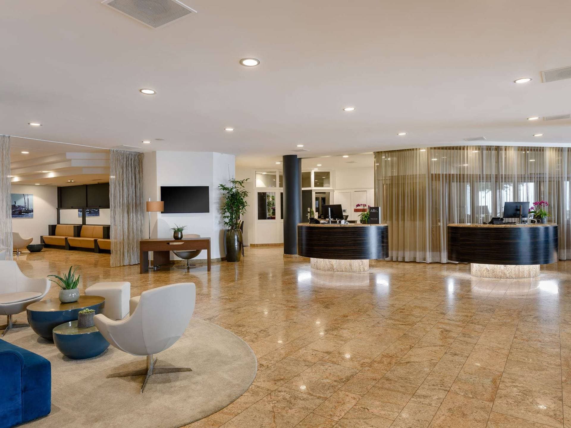 Mövenpick Hotel Lausanne 7