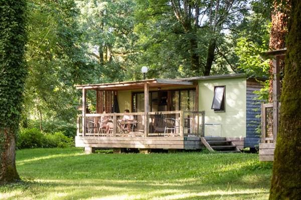 Camping Huttopia Beaulieu sur Dordogne 12