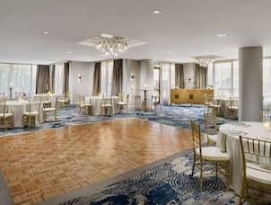 Hilton Charlotte University Place 28