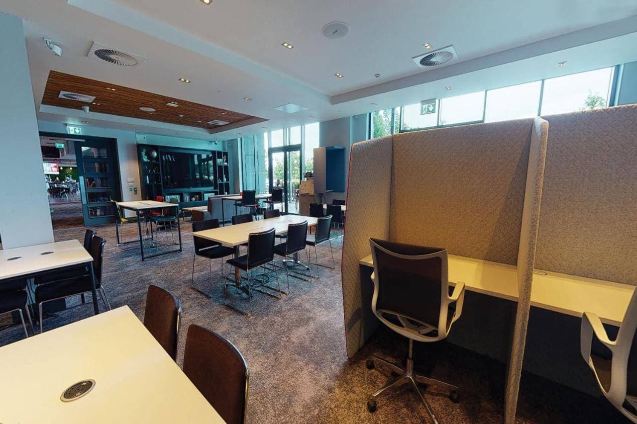 Village Hotel London Watford 26