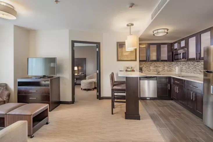 Staybridge Suites Silao 10