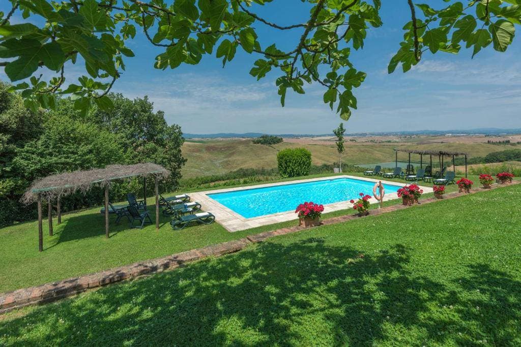 Villa e Fattoria di Radi 10