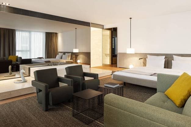 Roomers Baden-Baden, Autograph Collection 38