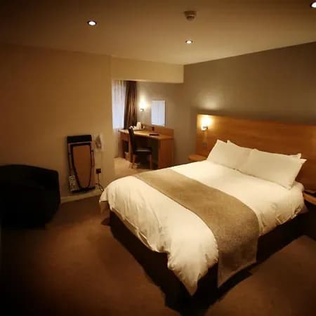 Eaton Hotel Birmingham 10