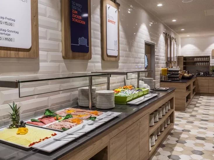 Holiday Inn Express Wuppertal - Hauptbahnhof 7