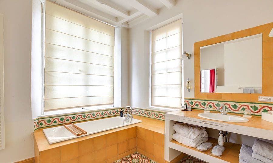 Hotel The Originals Hôtel Saint-Laurent 20