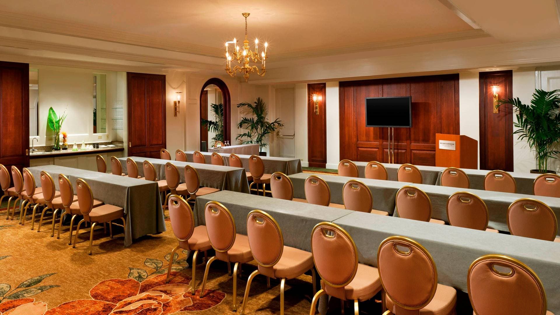 Moana Surfrider, A Westin Resort & Spa, Waikiki Beach 23