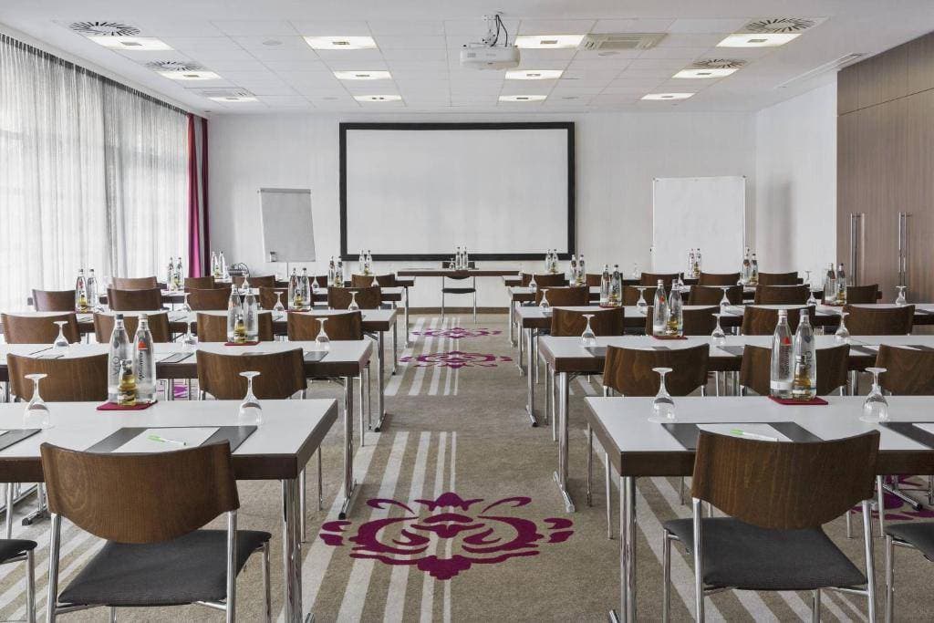 Courtyard by Marriott Wiesbaden-Nordenstadt 35