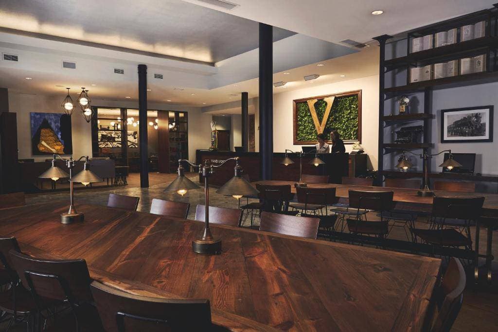 Hotel Vandivort 11