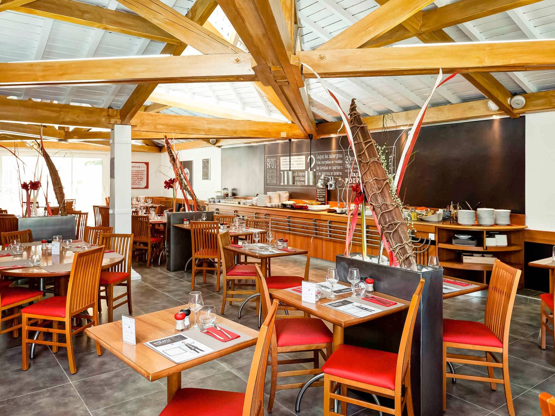 Ibis Lyon Est Bron  5