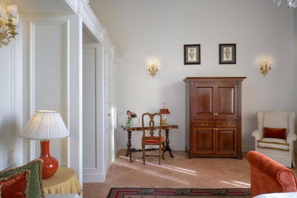 Grand Hotel Continental 11