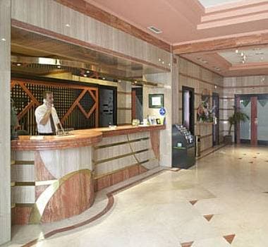 Sercotel Ciudad de Oviedo Hotel 2